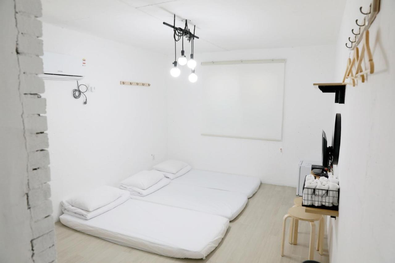 Minihotel Poongdaengi Gyeongju Buitenkant foto