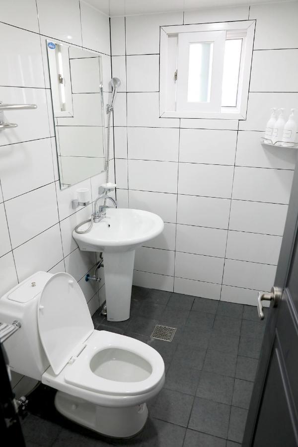 Minihotel Poongdaengi Gyeongju Buitenkant foto